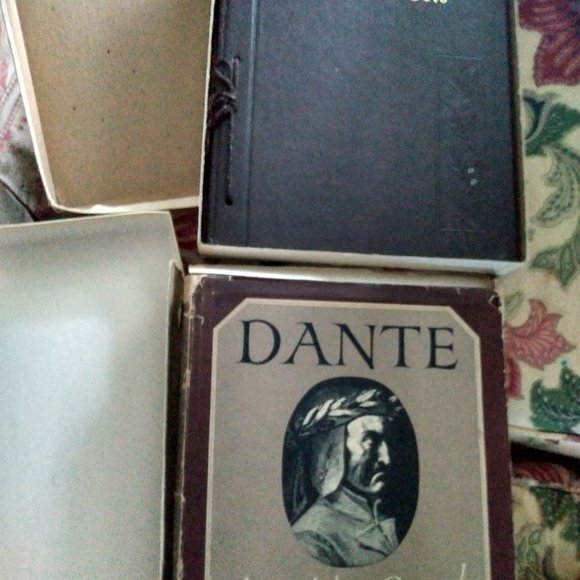 Vintage Book - Picture 1 of 1